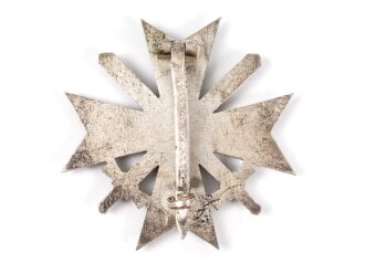 Kriegsverdienstkreuz 1939, 1. Klasse mit Schwertern. Buntmetall, Hersteller 43 für Julius Bauer Söhne, Zella-Mehlis