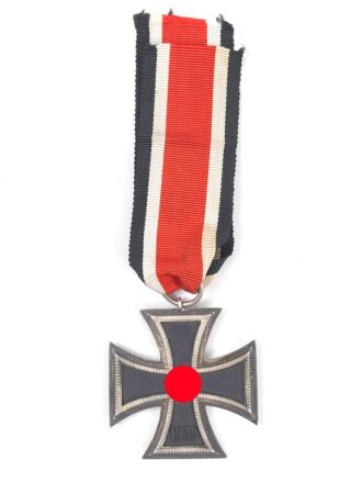 Eisernes Kreuz 2. Klasse 1939. Der Eisenkern zu 100% geschwäörzt, ohne Herstellermarkierung, am Band