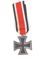 Eisernes Kreuz 2. Klasse 1939. Der Eisenkern zu 100% geschwäörzt, ohne Herstellermarkierung, am Band