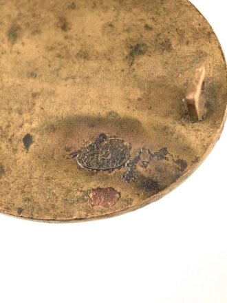 Verwundetenabzeichen in gold, Buntmetall vergoldet, gereinigtes Stück