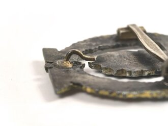 Minensucher Kriegsabzeichen, Zink versilbert und vergoldet, an Quernadel