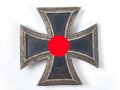 Eisernes Kreuz 1. Klasse 1939, das Hakenkreuz zu 85% geschwärzt, Nadel fehlt
