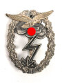 Erdkampfabzeichen der Luftwaffe, Zink versilbert, Herstellerbezeichnung "G.H.Osang Dresden" Nadelbock samt Nadel alt ersetzt.