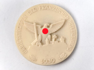 Abzeichen aus Kunststoff "Gebietstreffen der Fränkischen Hitlerjugend 1939"