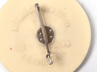 Abzeichen aus Kunststoff "Gebietstreffen der Fränkischen Hitlerjugend 1939"
