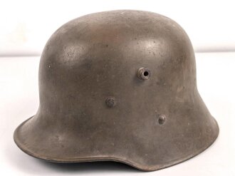 Österreich k.u.k. Stahlhelm in gutem Zustand,...