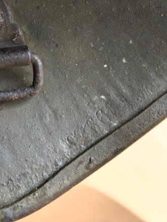 Österreich k.u.k. Stahlhelm in gutem Zustand, Originallack, die Polster vom Innenfutter fehlen.
