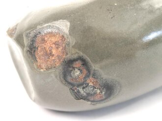Österreich k.u.k. , emaillierte Feldflasche mit Trinkbecher datiert 1916.