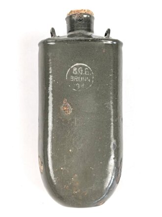 Österreich k.u.k. , emaillierte Feldflasche mit Trinkbecher datiert 1916.