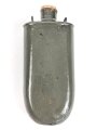 Österreich k.u.k. , emaillierte Feldflasche mit Trinkbecher datiert 1916.