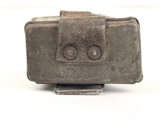 Österreich 1.Weltkrieg, Patronentasche für M95 Gewehr aus Blech, Originallack, ungereinigtes Stück