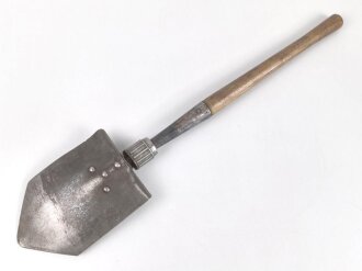 Österreich , Klappspaten datiert 1966 , in Spatentasche M57 von 1973. Guter Zustand