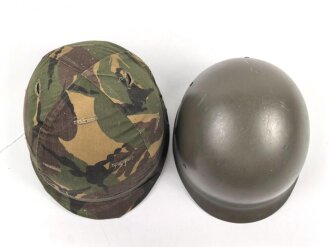 Niederlande, Stahlhelm Baumuster M1 mit Tarnbezug . Gebraucht, guter Gesamtzustand