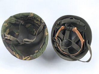Niederlande, Stahlhelm Baumuster M1 mit Tarnbezug . Gebraucht, guter Gesamtzustand