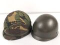 Niederlande, Stahlhelm Baumuster M1 mit Tarnbezug . Gebraucht, guter Gesamtzustand