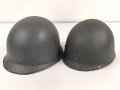Österreich, Stahlhelm nach Muster M1. Hersteller U.SCH. 65 für "Ulbrichts Witwe, Schwanested" 1965. Originallack