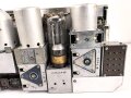 30 Watt Sender a datiert 1943 ( Panzerfunk ) Originallack, ein Umschalter in Auflösung begriffen, sonst guter Zustand. Funktion nicht geprüft