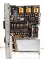 30 Watt Sender a datiert 1943 ( Panzerfunk ) Originallack, ein Umschalter in Auflösung begriffen, sonst guter Zustand. Funktion nicht geprüft