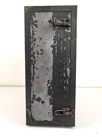 5 Watt Sender Cäsar ( 5.W.S.c) Wehrmacht. Originallack, Funktion nicht geprüft. Seltenes Gerät