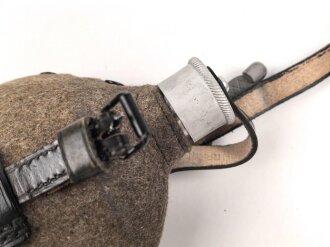 Feldflasche Wehrmacht , RFI40, zusammengehörig, sehr guter Zustand