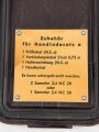 Handladesatz a für Feldfunkgeräte der Wehrmacht. Datiert 1944, wohl selten oder nie benutztes Gerät, das Generatorgehäuse gequollen ( Zink )