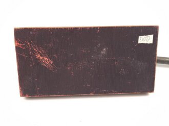 Modell einer Flak Kanone aus Metall, montiert auf einem Holzsockel, Plakette eines " Uffz. Korps von 1939" Maße der Holzplatte 9 x 18cm