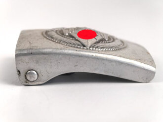 Koppelschloss für Angehörige der Hitlerjugend. Aluminium, M4/40