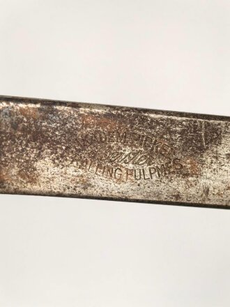 Eispickel für Angehörige der Gebirgstruppe. Gestempelt " Akadem. Pickel Fralling Fulpmes" "Meister"  vermutlich Eigentumstück, gebraucht