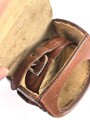 Tasche für einen Höhenmesser für Gebirgstruppe der Wehrmacht. Die Stempelungen entfernt