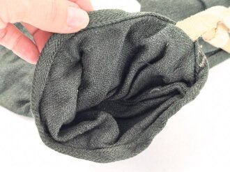 Paar Handschuhe für Gebirgsjäger der Wehrmacht . Ausführung in grünem Drillichmaterial, ungetragen