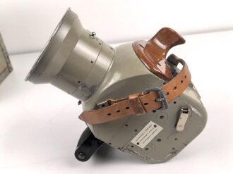 Luftwaffe Handkammer, Luftbildkamera FL 38510-1, Optisch gut, Funktion nicht geprüft. Im zugehörigen Transportkasten mit Zubehör.