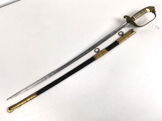 Kaiserliche Marine, Säbel für Offiziere. Doppelseitig geätzte Klinge von WKC , Insgesamt stärker getragenes Stück, die Glasuagen fehlen