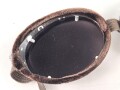 Getönte Brille mit Aluminiumrahmen, sieht man so immer wieder auf Fotos bei Angehörigen der Gebirgstruppe.