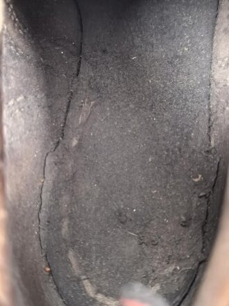 Paar Bergschuhe für Gebirgstruppen der Wehrmacht. Ungereinigtes Paar, Leder angetrocknet. Sohlenlänge 28cm