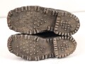 Paar Bergschuhe für Gebirgstruppen der Wehrmacht. Ungereinigtes Paar, Leder angetrocknet. Sohlenlänge 28cm