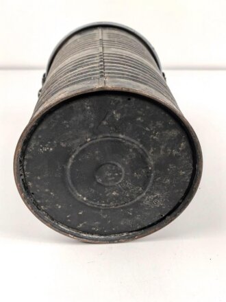 Thermosbehälter Wehrmacht " Original HASAG Thermos" Original lackiertes Stück, der Glaseinsatz intakt, ungereinigt