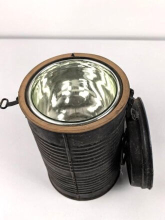 Thermosbehälter Wehrmacht " Original HASAG Thermos" Original lackiertes Stück, der Glaseinsatz intakt, ungereinigt