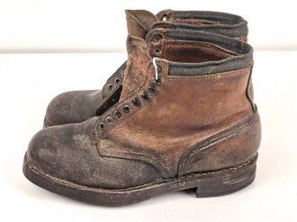 Paar " Bergschuhe " für Angehörige...