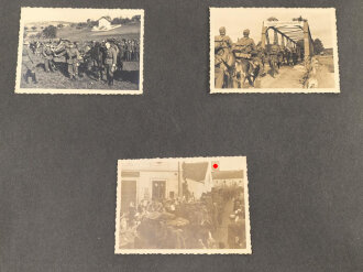 Fotoalbum eines Angehörigen der Gebirgstruppe der Wehrmacht. Insgesamt etwa 110 Fotos, jede Seite fotografiert..