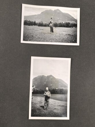 Fotoalbum eines Angehörigen der Gebirgstruppe der Wehrmacht. Insgesamt etwa 110 Fotos, jede Seite fotografiert..