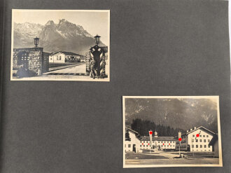 Fotoalbum eines Angehörigen der Gebirgstruppe der Wehrmacht. Insgesamt etwa 110 Fotos, jede Seite fotografiert..