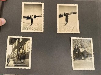 Fotoalbum eines Angehörigen der Gebirgstruppe der Wehrmacht. Insgesamt etwa 110 Fotos, jede Seite fotografiert..