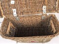 Tragkorb für Sanitätsgerätschaften der Gebirgstruppe. Zum Einhängen an den Tragsattel, Originallack, Maße etwa 50 x 78 x 36cm
