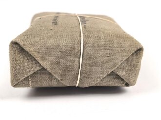 Verbandpäckchen Wehrmacht für den Verbandkasten. Großes Modell datiert 1935