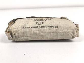 Verbandpäckchen Wehrmacht für den Verbandkasten. Großes Modell datiert 1943