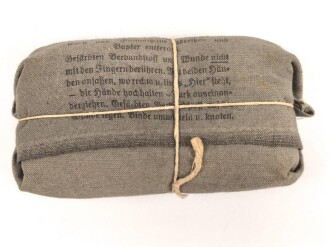 Verbandpäckchen Wehrmacht für den Verbandkasten. Großes Modell datiert 1944