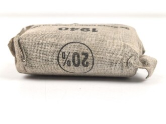 Verbandpäckchen Wehrmacht für den Verbandkasten. Kleines Modell datiert 1940