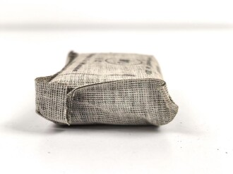 Verbandpäckchen Wehrmacht für den Verbandkasten. Kleines Modell datiert 1941