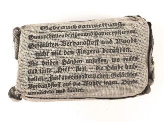 Verbandpäckchen Wehrmacht für den Verbandkasten. Kleines Modell datiert 1941
