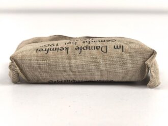 Verbandpäckchen Wehrmacht für den Verbandkasten. Kleines Modell datiert 1943